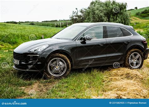 Porsche Macan S in Off-road Racing Full of Mood on Bad Road in Moldova ...