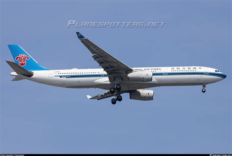 B China Southern Airlines Airbus A Photo By Fang Xiaoyu