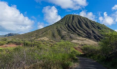 Hawaii, Koko Crater: Ã ber 1000 Stufen zum Kraterrand