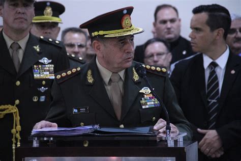 Asumió El Nuevo Jefe Del Ejército Argentinagobar