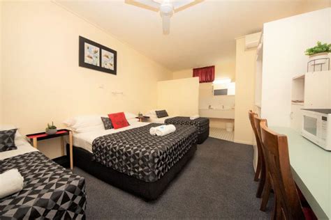 Best Ayr Accommodation - Parkside Motel Ayr Queensland