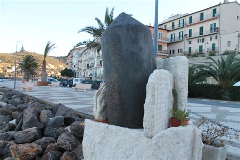 Monumento Ai Caduti Civili Di Porto Santo Stefano Pietre Della Memoria