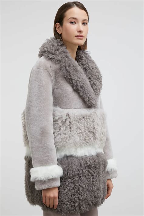 Шуба из овчины SnowQueen_collection 677774003 цены в Москве, купить ...