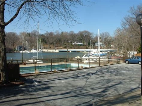 Annapolis MD Waterfront Homes For Sale - 140 Homes | Zillow