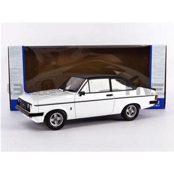 12 Sur Voiture Miniature De Collection MCG 1 18 FORD Escort MK II