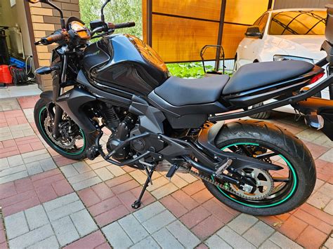 Купить б у Kawasaki ER n инжектор прямых и задняя в Москве чёрный naked bike года на