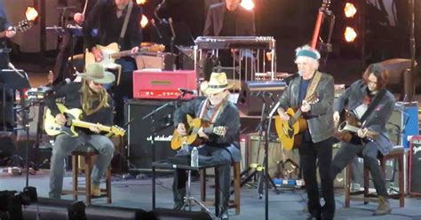 Keith Richards Performs With Willie Nelson For His Th Birthday