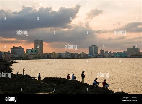 Cuba, Havana, malecon Stock Photo - Alamy