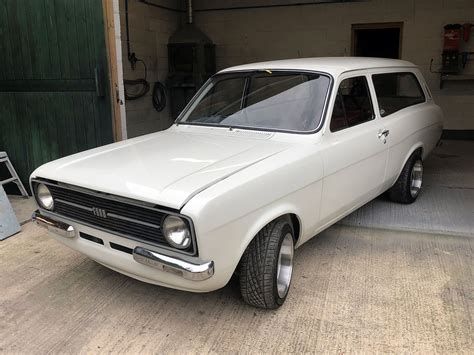 Mk2 Ford Escort Estate Car Restoration at 70s Car Restoration