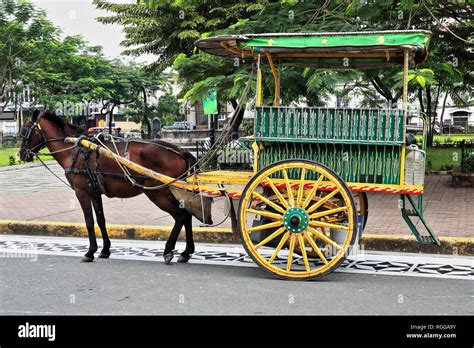 Philippines Horse Drawn Carriage Kalesa Hi Res Stock Photography And