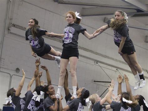 Area Cheerleading Teams Prepare For State Championships Usa Today High School Sports