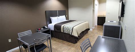 Discount Hotel Suites And Accommodation in Baytown Texas