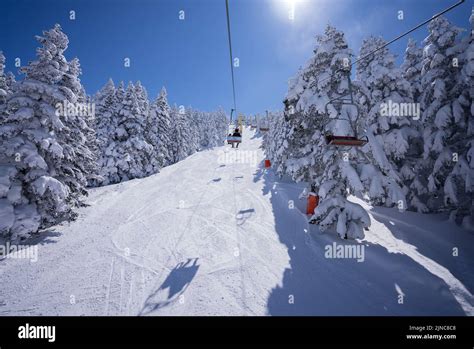 Cable Car Way To Snowy Uludag Mountains In Bursa Turkey Stock Photo Alamy