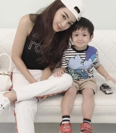 10 อนดบ Hot Mama เซเลบไทย ทมยอดฟอลโลว IG รอนแรง มากกวา 2 ลานอพ