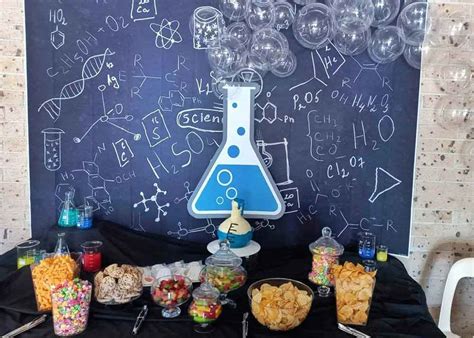 Lincoln's 7th Science Party - DIY Party Central