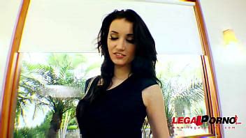 Scarlet Blaze Model Page XVIDEOS