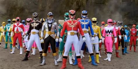 Power Rangers: 10 Hidden Details About The Main Characters Everyone Missed