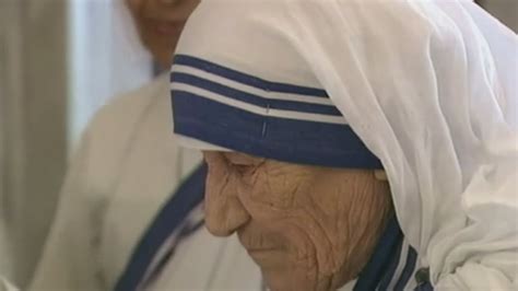 Mother Teresa To Officially Become A Saint Youtube