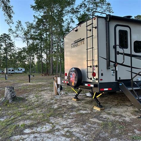 Dixon Landing RV Resort | Bridgeton, NC