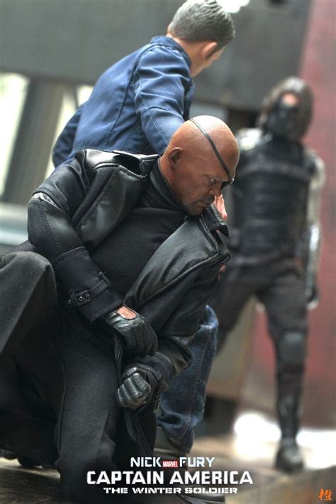 Pin By Ultraben On Hot Toys Marvel Avengers Comics Avengers Comics Marvel Cinematic