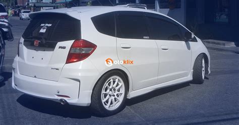 Honda Brio Putih Modifikasi