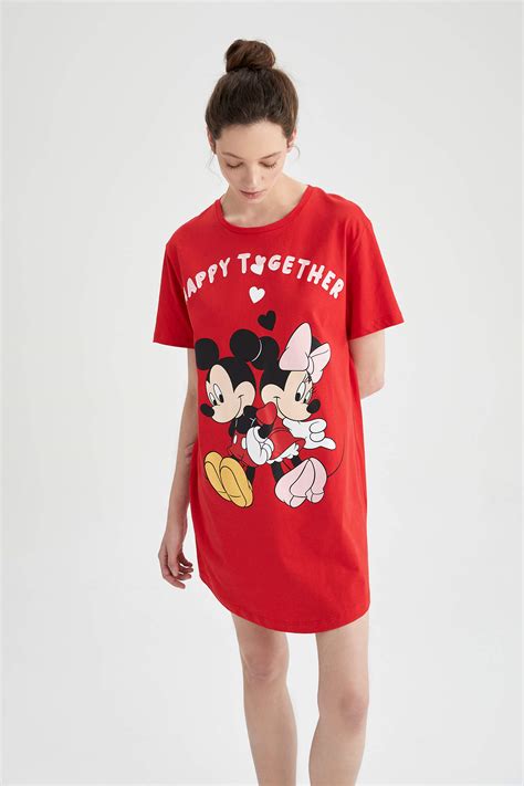 Kırmızı Kadın Fall in Love Disney Mickey Minnie Regular Fit Bisiklet