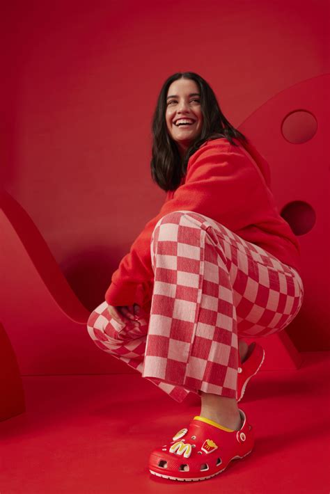 Mcdonald S X Crocs La Colaboraci N Favorita De La Gen Z Highxtar