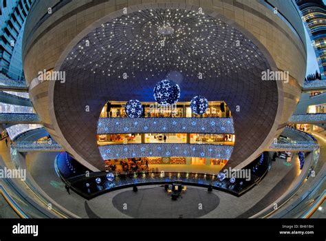 Kanyon Shopping Mall Istanbul Turkey Stock Photo Alamy