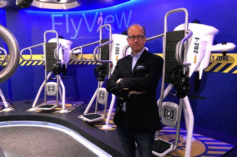 FlyView Takes You Flying Over Paris at One-of-a-Kind Virtual Reality