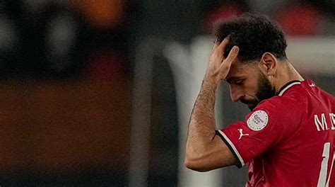 Close To Tears Mohamed Salah Forced Off With Hamstring Injury During