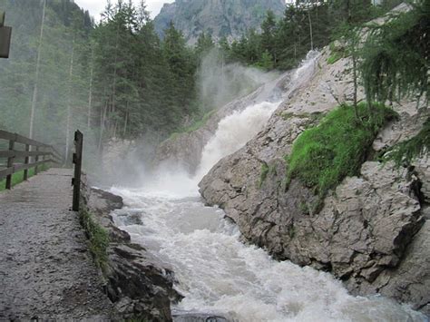 Barbarabrücke bei den Simmenfällen Da geht es nicht hikr org