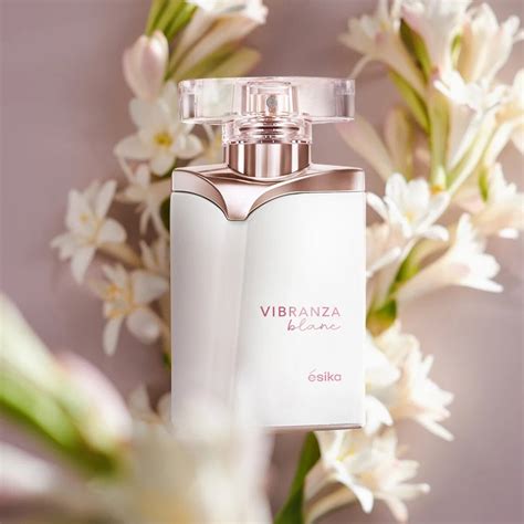 Vibranza Blanc By ésika Reviews And Perfume Facts