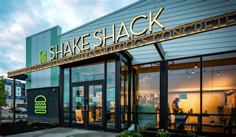 Shake Shack Opening First Canadian Store In Toronto Employee Rights