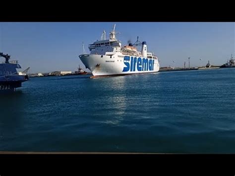 Sansovino Della Siremar In Arrivo E Ormeggio Al Porto Di Trapani Youtube