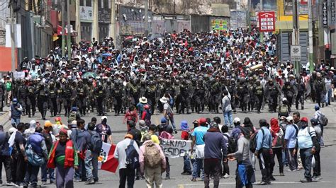 El Gobierno de Perú declara el estado de emergencia en todo el país