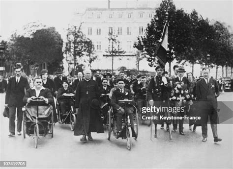 Armistice Celebration Photos And Premium High Res Pictures Getty Images