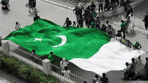 Pakistan Wallpapers Top Free Pakistan Backgrounds Wallpaperaccess