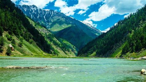 Amazing Naran Kaghan Skardu Holiday Travel Tour Package