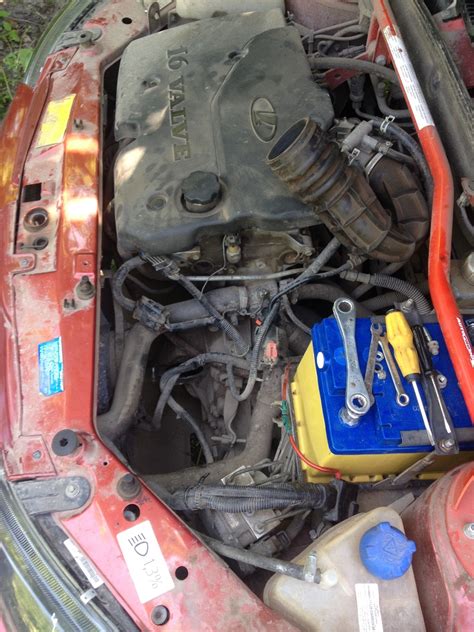 Замена втягивающего реле стартера — Lada Калина Хэтчбек (1G), 1,4 л ...