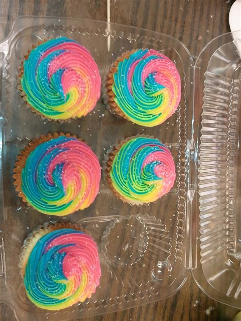 Rainbow Cupcakes - CakeCentral.com