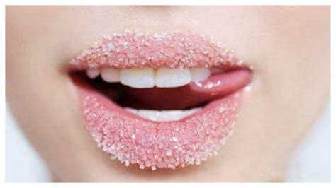 How To Get Pink Lips Naturally Make Your Own Lip Scrub Diy Lipscrub