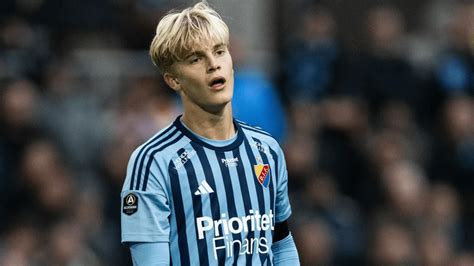 Who is Lucas Bergvall? The Swedish wonderkid linked to Barcelona and Newcastle ...