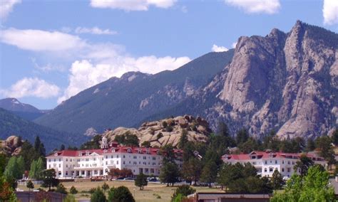 Visit Estes Park Colorado: Vacations, Hotels, Information - AllTrips