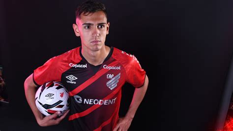 Athletico Contrata Zagueiro Lucas Fasson Revelado Pelo São Paulo