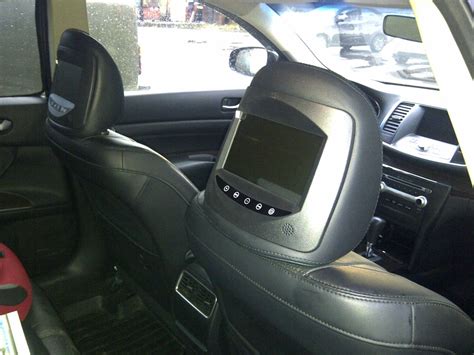 Подголовники с мониторами. — Nissan Teana (J32), 2,5 л, 2011 года ...
