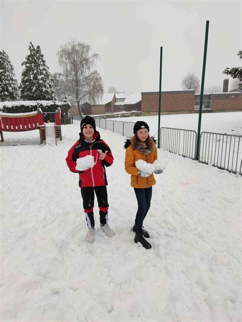 Neige Ecole Du Centre Andrimont