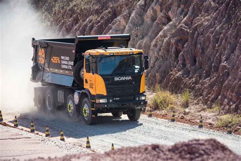 Scania Lan A Novo Off Road Para T De Carga L Quida Revista In The Mine