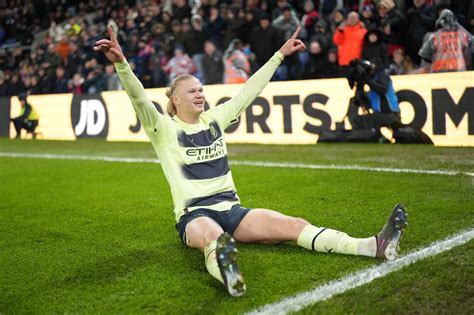 VIDEO Manchester City venció al Crystal Palace y le mete presión al