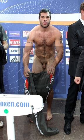 Nude Boxer Weigh In