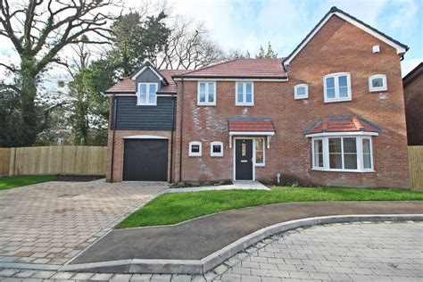 Grange Road Netley Abbey Southampton 4 Bed Detached House For Sale